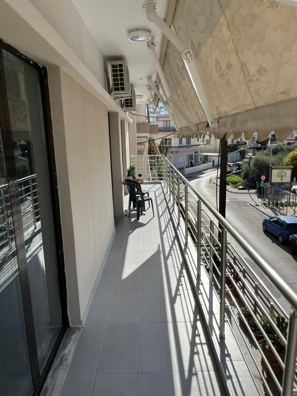 Modern Central Αpt 500M From The Beach. La Canea Exterior foto